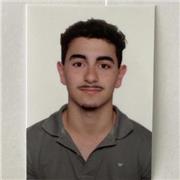 Soy un chico de 20 años estudiante de ciencias del deporte y con un largo recorrido deportivo y fitness