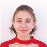 Grado en Bellas Artes, Grado en Historia del Arte, Monitora de Tiempo Libre, Directora de coral infantil