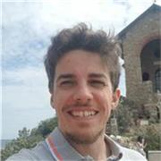 Supporto personalizzato per ogni materia e livello, per elementari, medie e superiori.