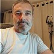 Sono Diplomato in Conservatorio di Musica da Basso/Baritono. Impartisco lezioni di tecnica e interpretazione vocale