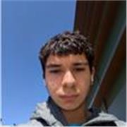 Estudiante en universidad con mucho conocimiento de inglés y un muy alto rendimiento en fitness 