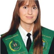 Soy una persona a la que le encantan los niños y me gusta ayudarles y enseñarles todo lo que he ido aprendiendo. Actualmente estudio en la universidad, por lo que puedo darles técnicas de estudio, para que sean los mejores