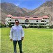 Profesor de filosofía, teología y religión puede impartir clases sobre filosofía, ética, civismos