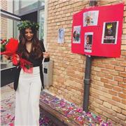 Laureata in Lingue a pieni voti impartisce ripetizioni di Inglese, Francese e materie umanistiche