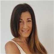 Profesora titulada con más de 25 años de experiencia ofrece la opción de clases online
