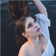 Profesora de fotografía básica e intermedia