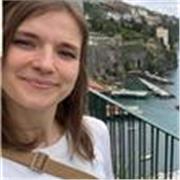 Italian teacher, with long teaching experience. Learn a new language having fun :)