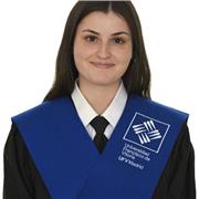 Me defino como una persona abierta y empática.