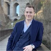 erfahrener Nachhilfelehrer