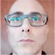Educatore professionale con esperienza nell'ambito delle case famiglia.