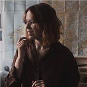 I am a qualified art teacher providing online tutoring to students in any location