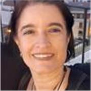 Profesora titulada en psicología, con más de 20 años de experiencia, disponible para darte clases online.