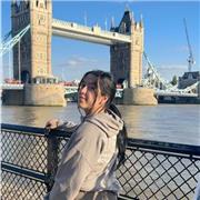 Profesora de biología apta para niveles hasta bachillerato