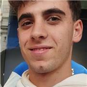 offro lezioni private a studenti di scuole elementari, medie e liceo