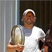 Clases de tenis desde iniciantes hasta alto rendimiento. En Papudo y lugar propio hasta Maitencillo