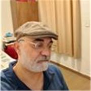Sou professor de Língua Portuguesa e Literatura. Dou aulas de reforço e particulares online