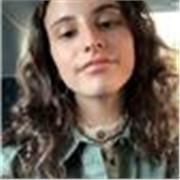 Profesora de inglés estudiante con C1 de inglés para clases a niños de primaria y secundaria, o clases de conversación