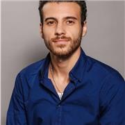 Etudiant en master passionné par l’anglais et je l’enseigne comme langue