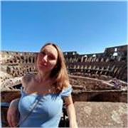 Stai cercando un tutor che possa aiutarti con l'inglese e il tedesco? Sei nel posto giusto, non cercare oltre!