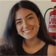 Profesora de inglés para niveles básicos e intermedios (y para todas las edades). Cuento con el certificado del C1 en Cambridge
