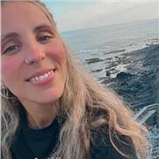 Profesora de castellano y catalán (nativa en ambos idiomas) con experiencia en docencia