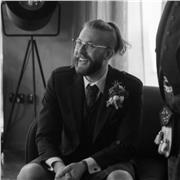 Native English speaker with TEFL certification and a master’s in English literature and Philosophy