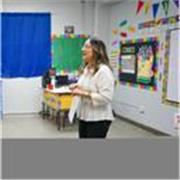 Maestra de Primer Grado | Apoyo Personalizado en Lectura y Phonics