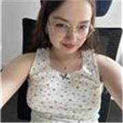 Cours d’anglais en ligne, étudiante dans la dernière année de licence de Littérature anglaise, bilingue.