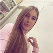 Profesora y auxiliar de educación infantil y primaria