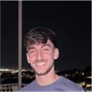 Estudiante de Arquitectura que puede impartir clases de Matemáticas, Física y refuerzo en ESO y Primaria en Málaga.