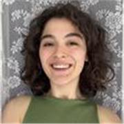 Sono una studentessa universitaria dell’Università a Sapienza di Roma presso la facoltà di lettere e filosofia! 