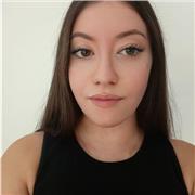 Profesora de apoyo en historia pero podría enseñar cualquier otra materia
