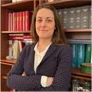 Avvocata civilista da 8 anni, offro lezioni dinamiche di stampo teorico-pratico.