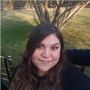 Soy muy perfeccionista lo que me ayuda a la hora de realizar algún curso o clases ya que soy organizada y didáctica.