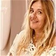 Profesora de matemática resonante práctica y adaptable todos