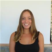 Profesora de inglés y otras materias imparte clases desde primaria hasta bachillerato