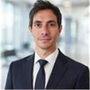 Profesor de lengua inglesa especializado en la enseñanza adaptada para todas las edades y niveles académicos.