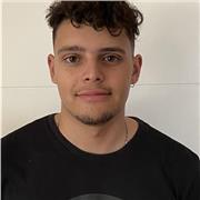 Imparto clases para reforzar el nivel escolar y motivación de los alumnos y alumnas.