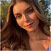 Hola! Me llamo June, tengo 20 años y actualmente estoy cursando tercero de Educación Primaria