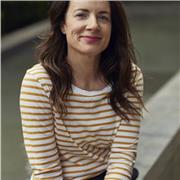 I am a qualified health and wellbeing coach for young people who want to build resilience and feel better