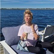 Möchtest du endlich flüssig Deutsch sprechen? Ich unterrichte Deutsch für Erwachsene und biete Online-Unterricht aus Berlin an.