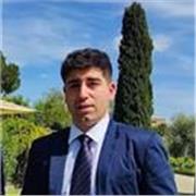 Italiano, latino greco, materie umanistiche e aiuto compiti per studenti di scuola media e liceo