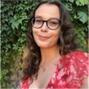 A master's degree student in Vienna, providing online English lessons to students and adult learners