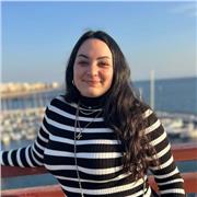 Futura profesora de infantil con pensamiento de ser también de primaria próximamente con gran facilidad a la adaptación de niños.