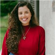 Language teacher with seven years of experience teaching children and teenagers. Graduated in Portuguese and French studies.