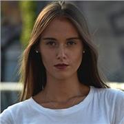 Sono una ragazza appassionata per il lavoro con ragazzi e bambini