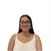Profesora para 1°/2° de la ESO de biología, inglés, matemáticas y química y pra primaria todas las asignaturas  