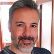 Sono un insegnante con oltre 15 anni di esperienza in aula, appassionato dell'insegnamento. 