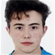 Como persona nativo en habla francesa podría ofrecer la experiencia de conversación y aprendizaje de una manera más natural y real