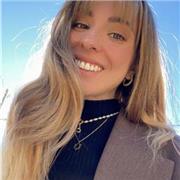 Profesora de lengua y literatura imparte clases a alumnado de la ESO y Bachillerato